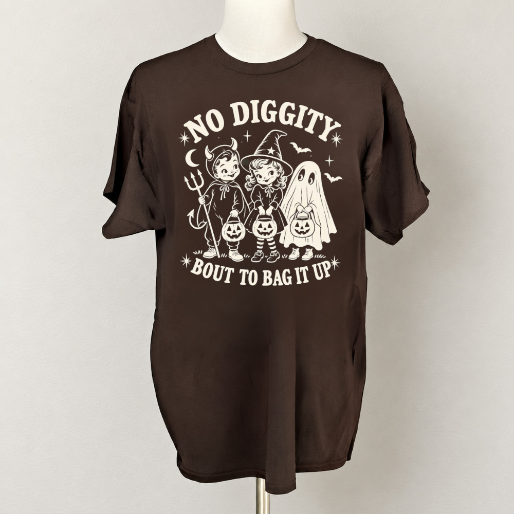 No Diggity Bout To Bag It Up Retro Halloween Costumes Pumpkin Ghost T-Shirt